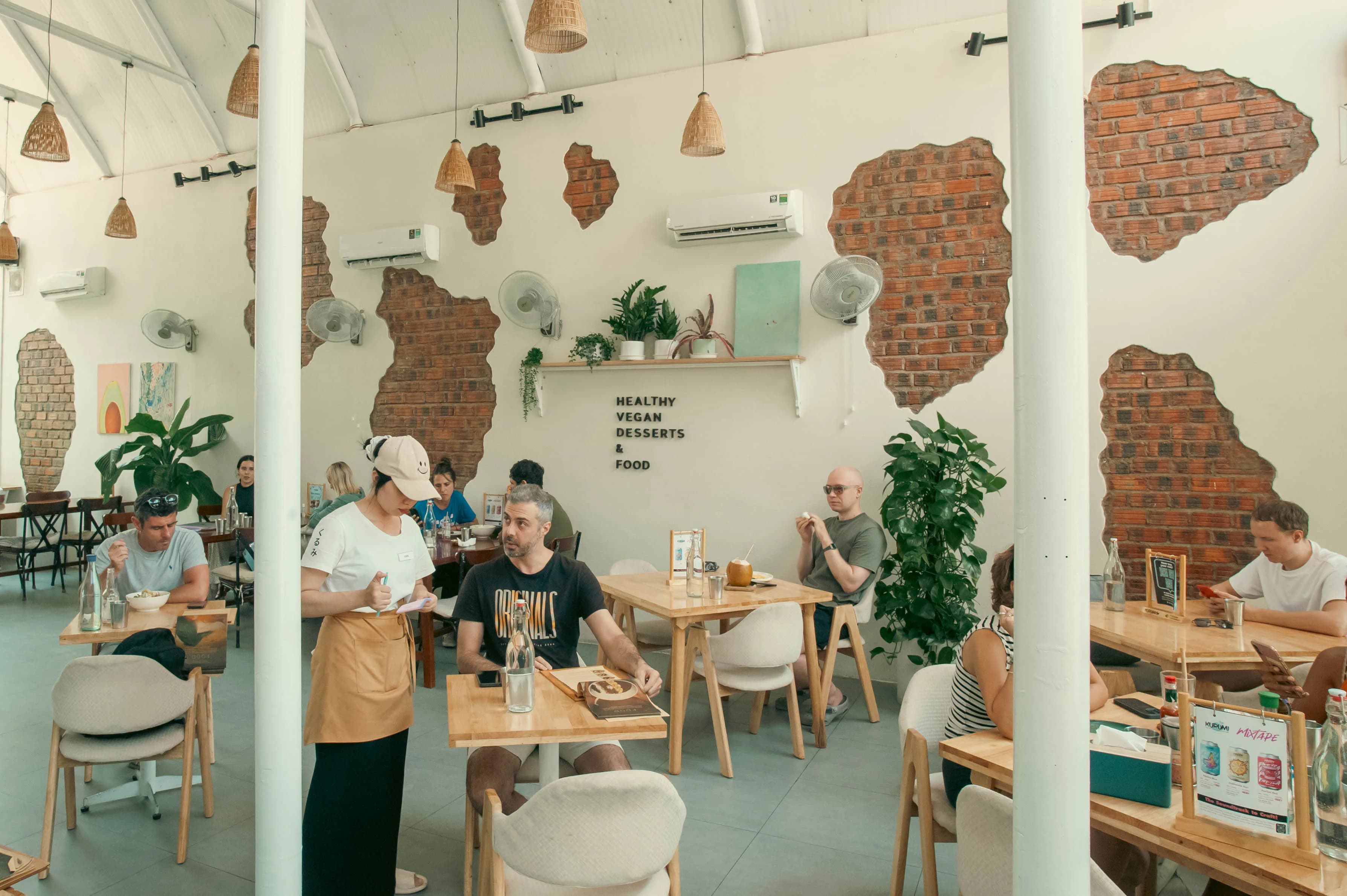 Da Nang branch interior from the new photo set
