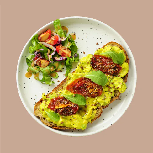 New aguacate tostada con sun-dried tomates